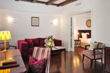 junior-suite-luxury-hotel-geneva