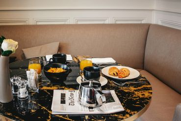 breakfast-hotel-longemalle